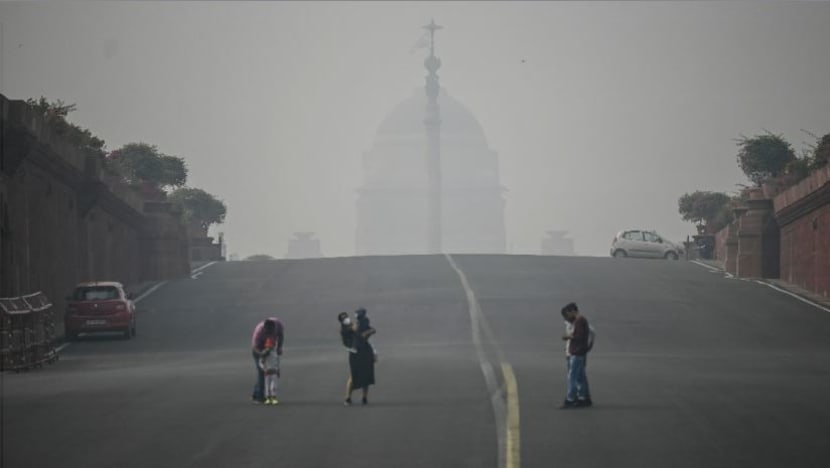 Toxic smog chokes India's capital during Diwali celebrations Toxic smog chokes India's capital during Diwali celebrations