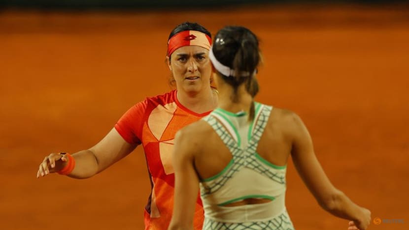 Jabeur overcomes slow start to reach French Open fourth round