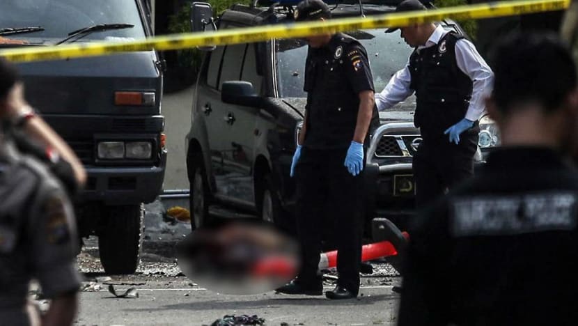 Indonesia arrests dozens after IS-linked suicide bombing Indonesia arrests dozens after IS-linked suicide bombing