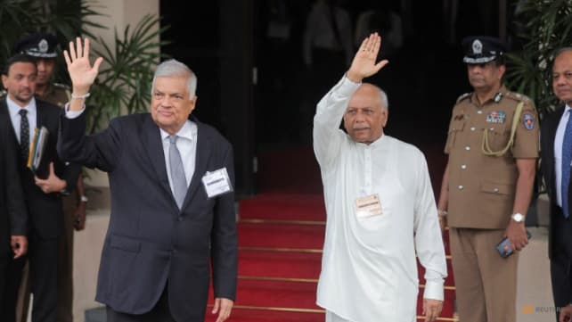 Sri Lanka presidential candidates submit election nominations