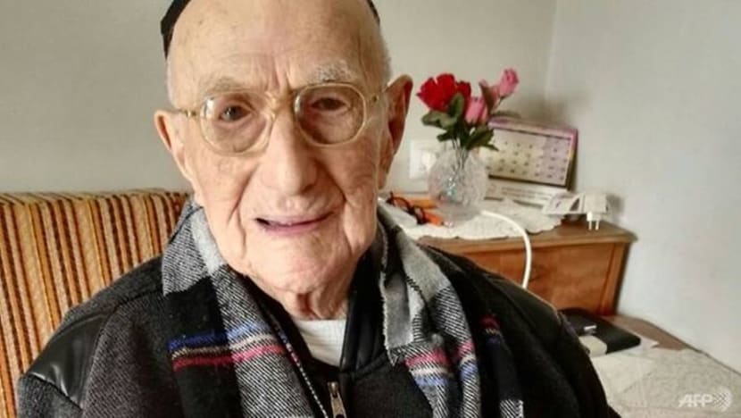 Lelaki tertua dunia mati pada usia 113 tahun