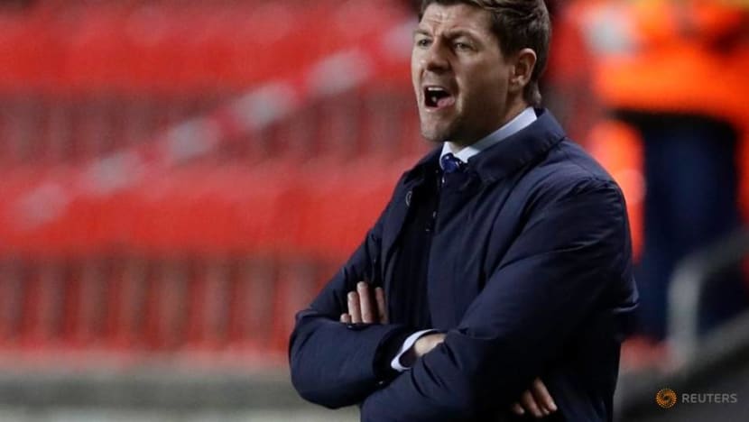 Gerrard asks Rangers fans not to follow team to Celtic for derby