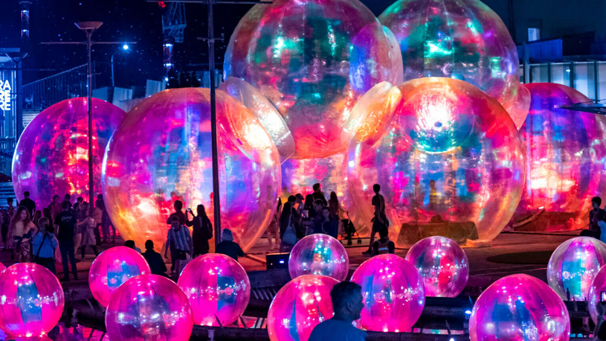 From contemporary museums to traditional opera, there’s plenty to see and do for arts aficionados visiting the Pearl of the Orient.