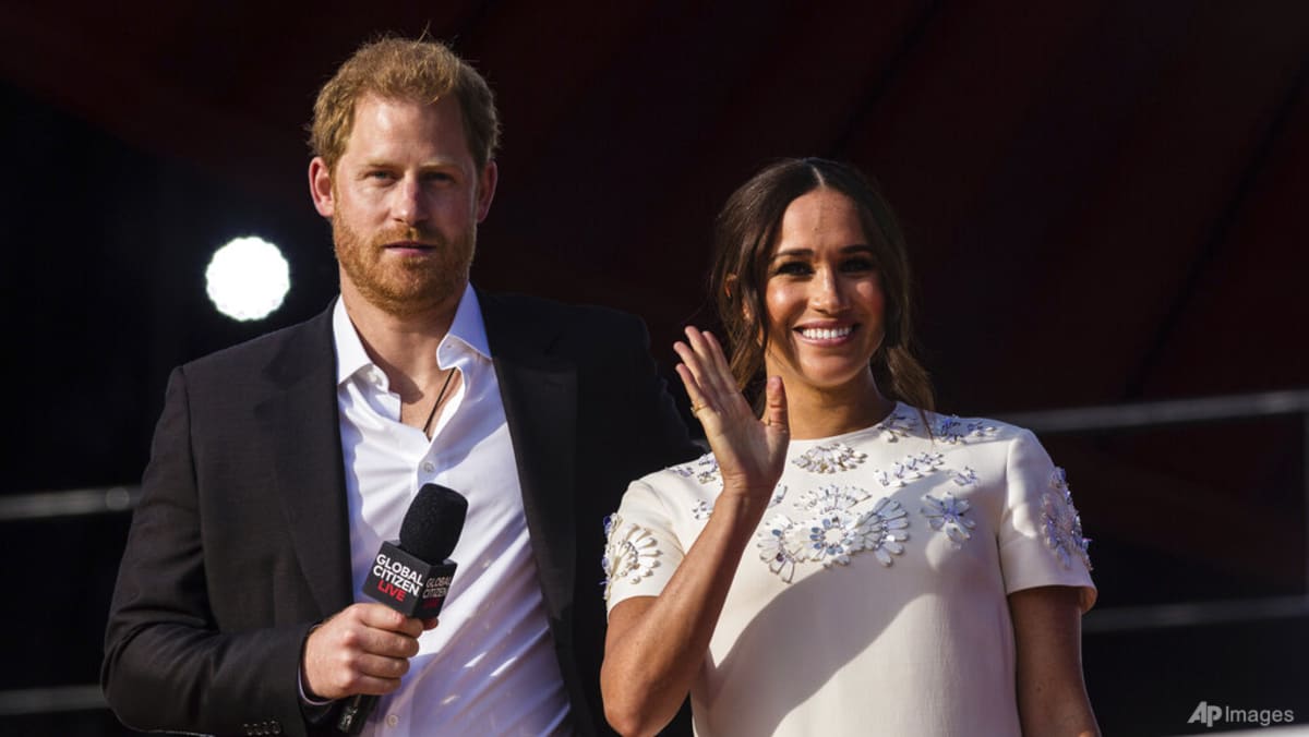 Pangeran Harry berbicara tentang peran sebagai ayah, Ratu dan Diana