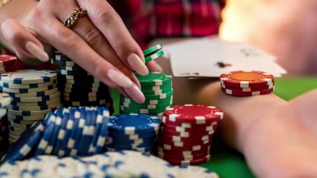 韩国游客偷旅伴2.9万元去赌博 被判坐牢六个月