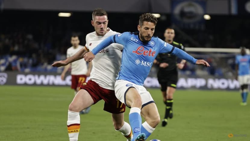 Napoli title hopes suffer blow as Roma snatch late draw