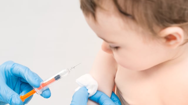 美国同意让六个月以上婴幼童接种疫苗