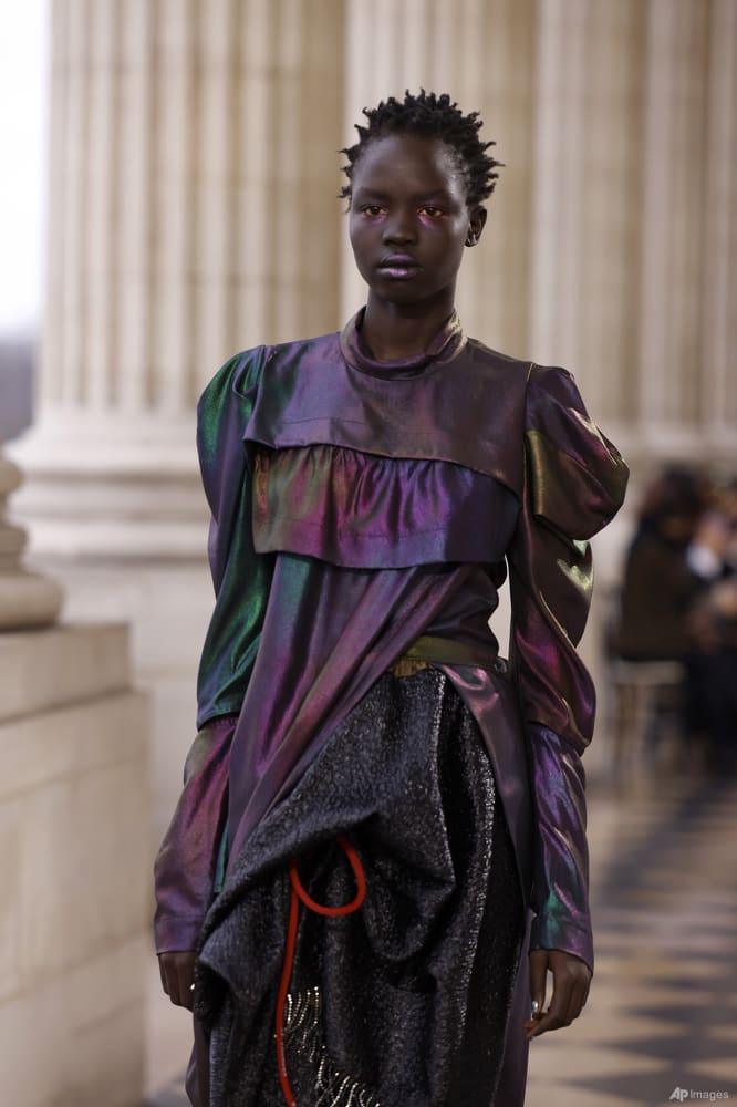 Andreas Kronthaler for Vivienne Westwood Spring 2019 Ready-to-Wear Fashion  Show