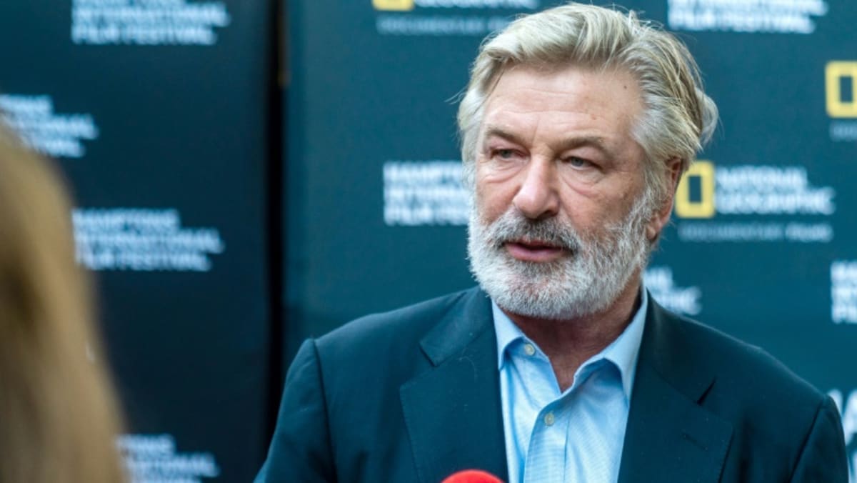 alec-baldwin-seen-consoling-family-of-cinematographer-he-accidentally-killed-on-movie-set