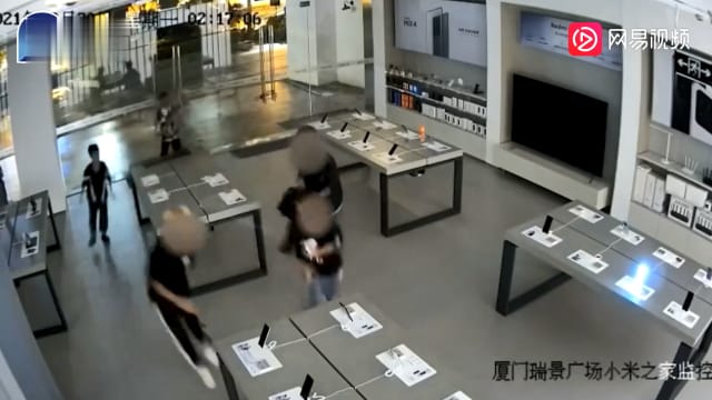 洗劫小米专卖店 中国六青少年数小时后被捕