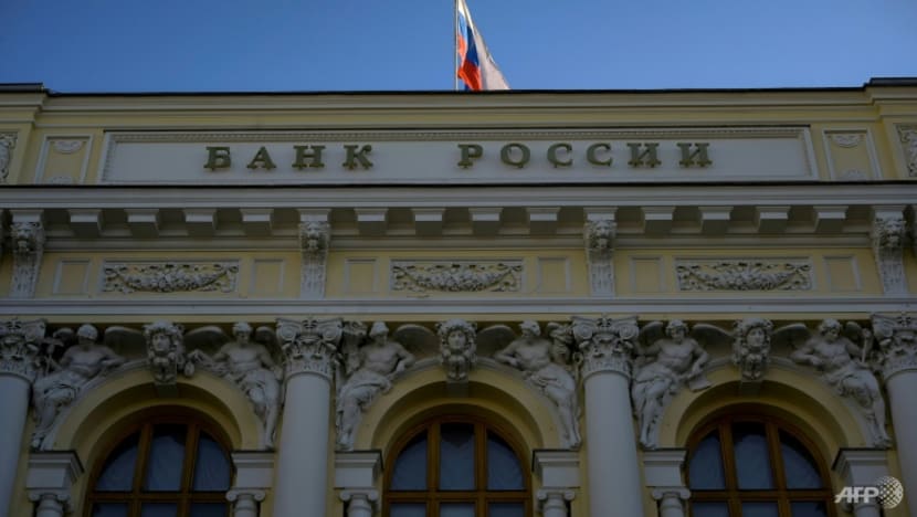 Commentary: How long more can Russia's economy bear the damage of sanctions? Commentary: How long more can Russia's economy bear the damage of sanctions?