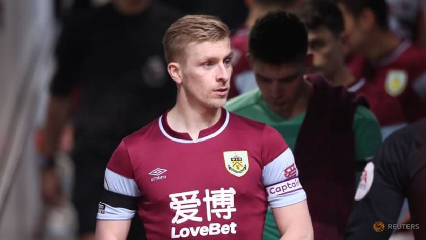 Football: Concussion protocols rule Burnley's Mee out of Fulham clash Football: Concussion protocols rule Burnley's Mee out of Fulham clash