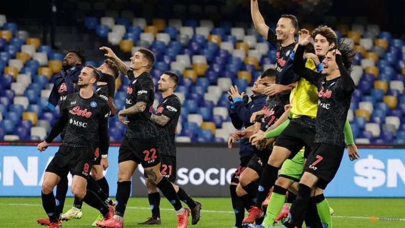 Insigne scores twice from the spot as Napoli go back on top Insigne scores twice from the spot as Napoli go back on top
