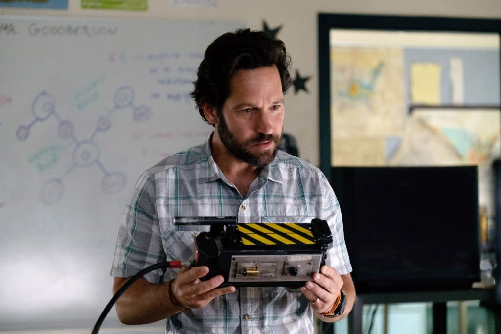 Ghostbusters: Afterlife Review: Paul Rudd Is The Best Thing In Lukewarm Sequel/Love Letter To ’80s Classic Ghostbusters: Afterlife Review: Paul Rudd Is The Best Thing In Lukewarm Sequel/Love Letter To ’80s Classic