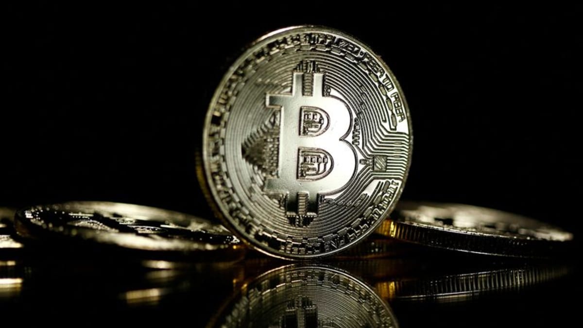Cryptoverse: Investor Bitcoin Mengambil Kendali