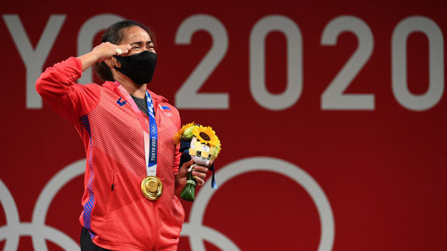 打破奥运纪录  举重选手迪亚兹夺菲律宾史上首金