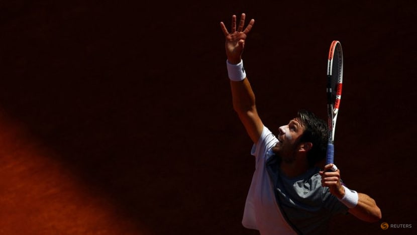 Norrie urges video replays after French Open dispute over double bounce