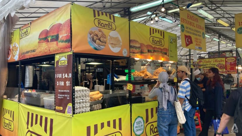 High rent, stiff competition: Geylang Serai Ramadan bazaar stallholders struggling to turn a profit High rent, stiff competition: Geylang Serai Ramadan bazaar stallholders struggling to turn a profit