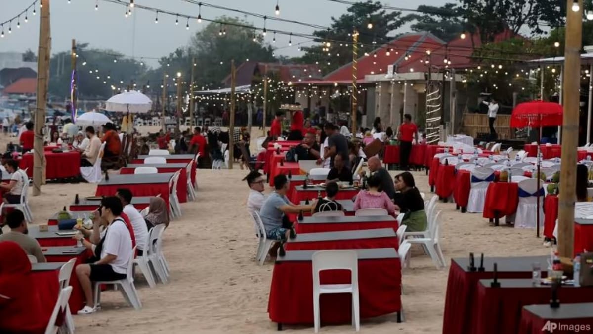 Masih awal untuk lihat kesan larangan seks luar nikah terhadap sektor