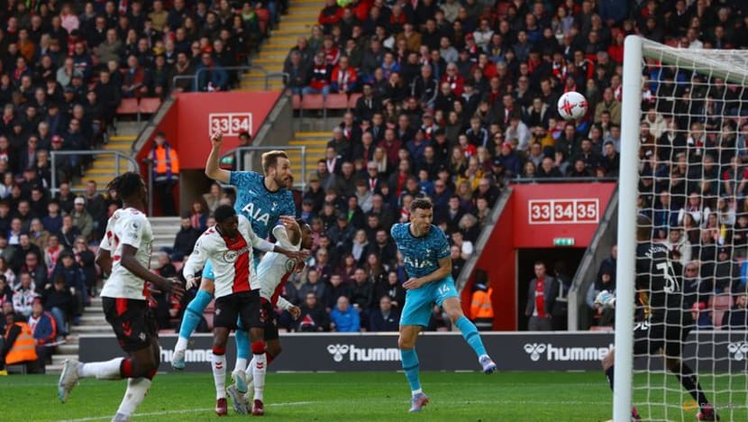 Tottenham squander points in top-four race, Leeds out of bottom three Tottenham squander points in top-four race, Leeds out of bottom three