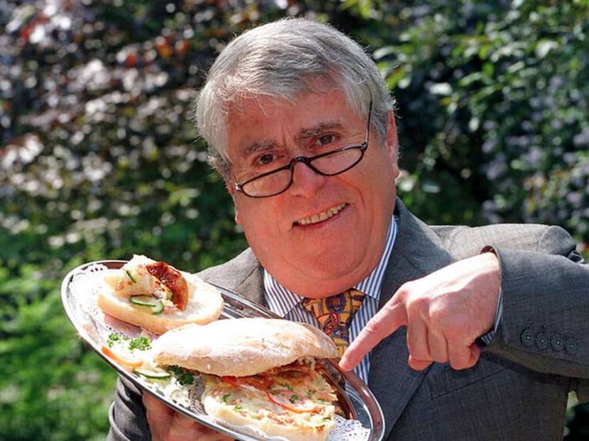 Albert Roux, co-founder of French culinary dynasty in London, dies at 85 Albert Roux, co-founder of French culinary dynasty in London, dies at 85