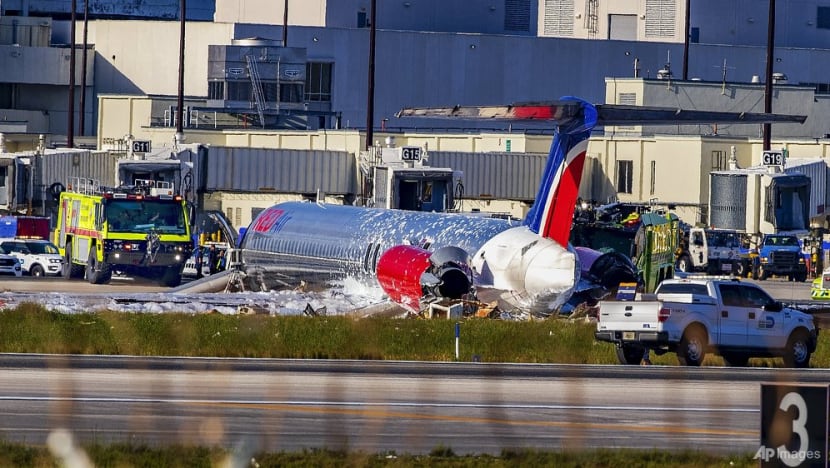 3 injured when jetliner crash lands, catches fire in Miami 3 injured when jetliner crash lands, catches fire in Miami