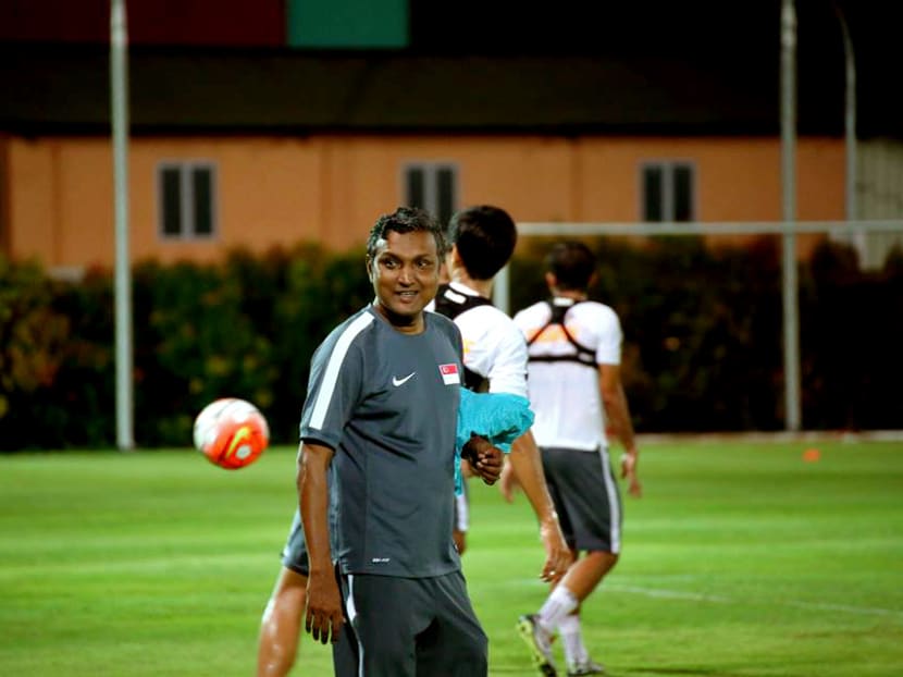 New Lions coach V Sundramoorthy overseeing a training session on Saturday evening. Photo: FAS