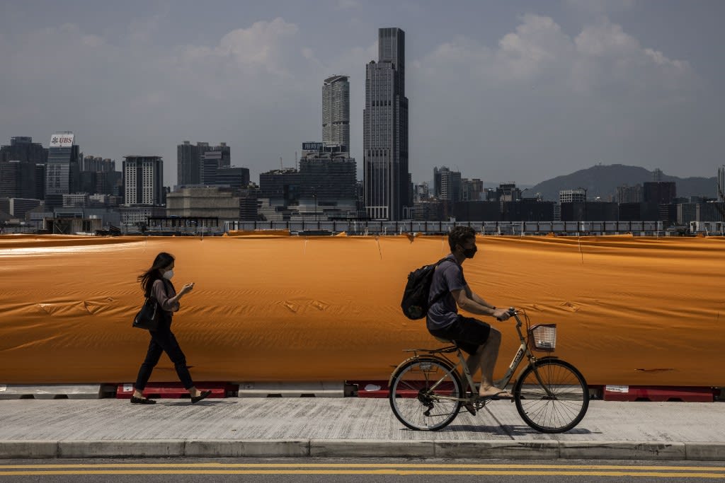 The Hong Kong government said on Thursday (April 14) up to four people could gather at any time from April 21, up from two currently, and restaurants could stay open until 10pm. The Hong Kong government said on Thursday (April 14) up to four people could gather at any time from April 21, up from two currently, and restaurants could stay open until 10pm.