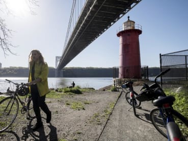 7 great biking cities you can explore on two wheels while on a holiday (and which trails to ride)