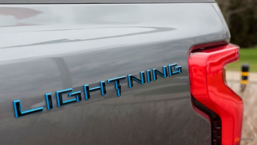 Electric automakers make last-ditch plea for more tax credits before US election Electric automakers make last-ditch plea for more tax credits before US election