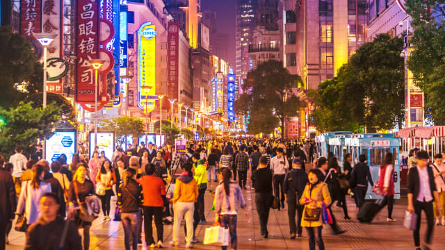 中国两年多来首次通货紧缩