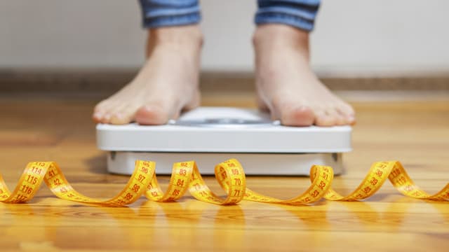 为减肥一天只吃一餐 中国男子半年后健康出问题