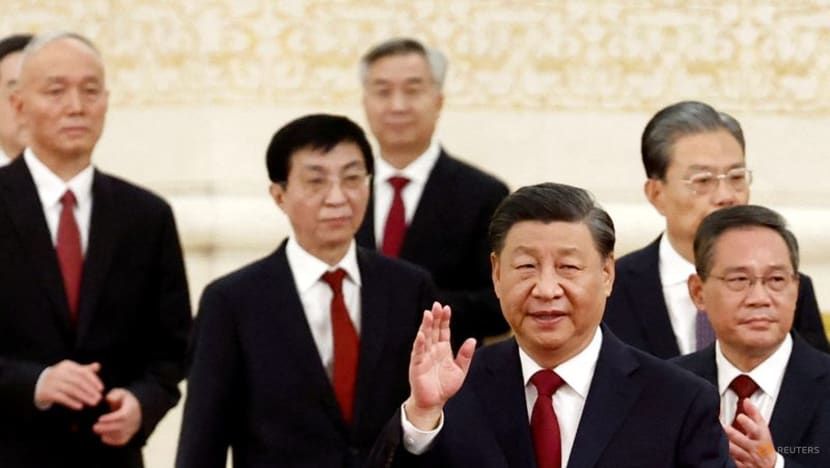 Hong Kong stocks tumble after Xi appointments fan economic fears; yuan weakens Hong Kong stocks tumble after Xi appointments fan economic fears; yuan weakens
