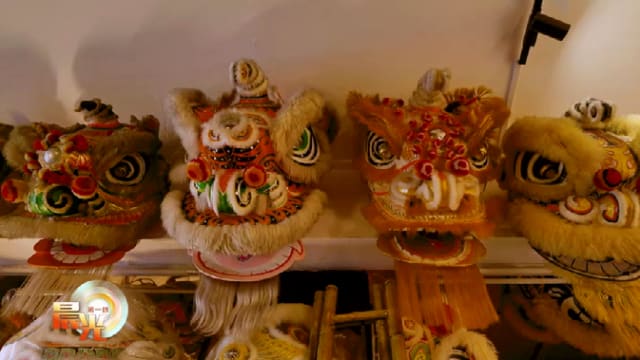 晨光|玩物壮志：热爱舞狮文化 男子十年集百多个狮头