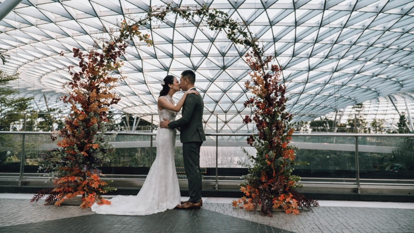 You Can Now Hold Weddings At Jewel Changi Airport — This Is How Much It’ll Cost