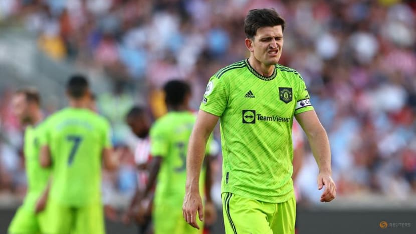 Shambolic Man United suffer humiliating 4-0 loss at Brentford Shambolic Man United suffer humiliating 4-0 loss at Brentford