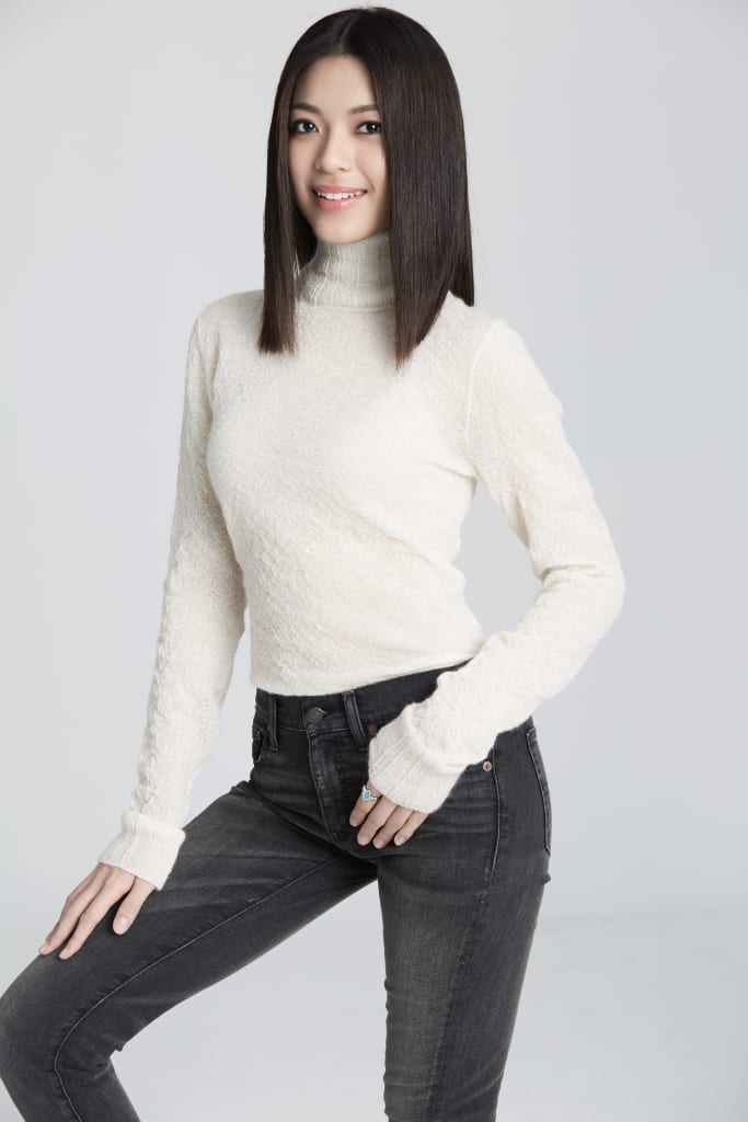 Elizabeth Lee Elizabeth Lee