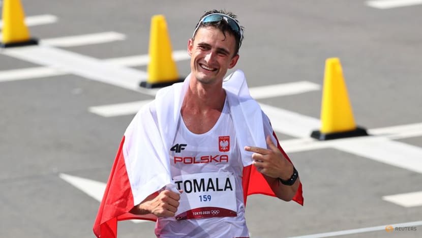 Olympics-Athletics-Poland's Tomala wins gold after switch ...