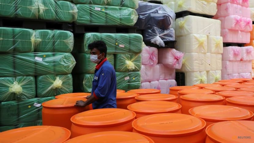 Malaysia's August industrial production up 13.6%, above forecast Malaysia's August industrial production up 13.6%, above forecast