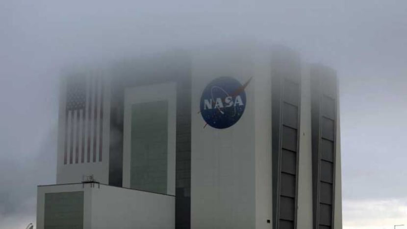 SpaceX, NASA delay milestone mission due to bad weather SpaceX, NASA delay milestone mission due to bad weather