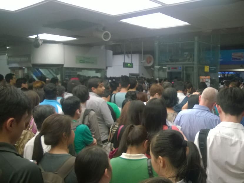 SMRT says sorry for ‘unacceptable’ disruptions