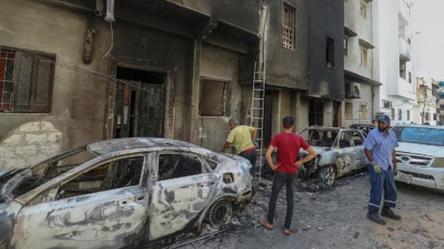利比亚两敌对政府冲突事件 导致至少32人丧命159人受伤