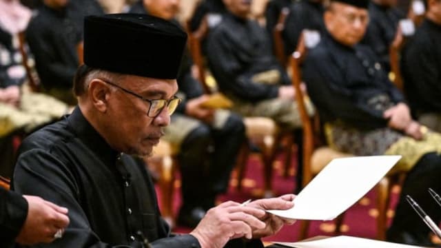 扎希为副揆 火箭少人入阁  评论员：稳定联合政府必要之举