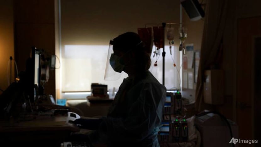 COVID-19: California desperately searches for more nurses and doctors