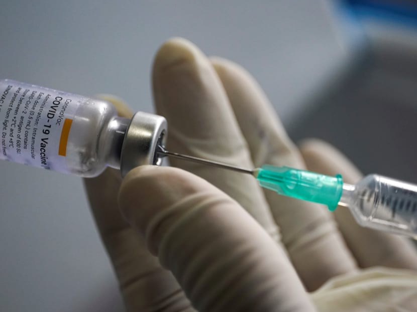 Health Minister Ong Ye Kung said that the Sinovac-CoronaVac vaccine will come under the vaccine injury financial assistance programme. Health Minister Ong Ye Kung said that the Sinovac-CoronaVac vaccine will come under the vaccine injury financial assistance programme.