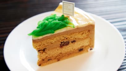 Have A Kopi Gao Latte With Your Chendol Cake
