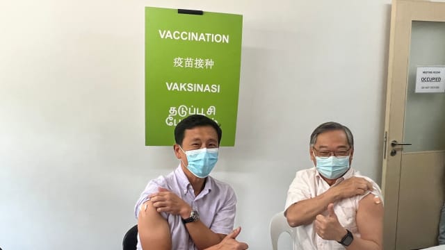[黑特] 新加坡提前三天施打莫德納次世代疫苗
