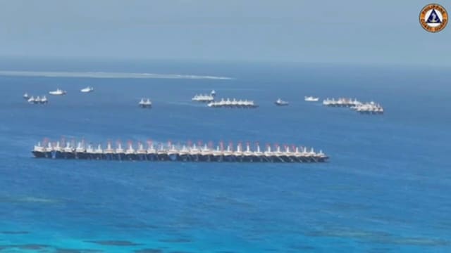 “逾135艘中国船闯菲海域岛礁” 菲海岸卫队派船监视动静