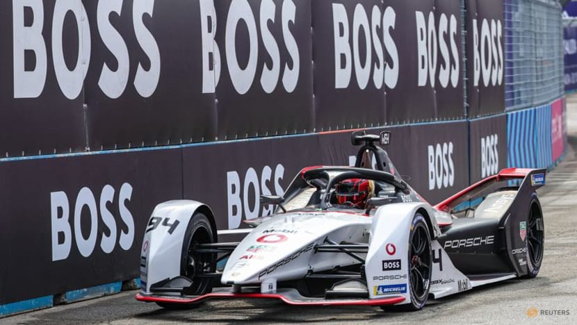 Wehrlein wins first of two Jakarta Formula E races