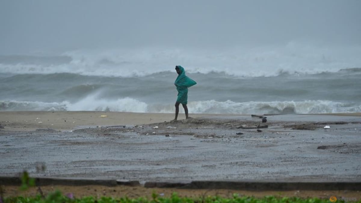 Cyclone Fengal kills 19 in India and Sri Lanka Cyclone Fengal kills 19 in India and Sri Lanka